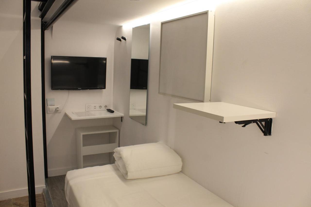 M Pods Malaga Hotel ภายนอก รูปภาพ