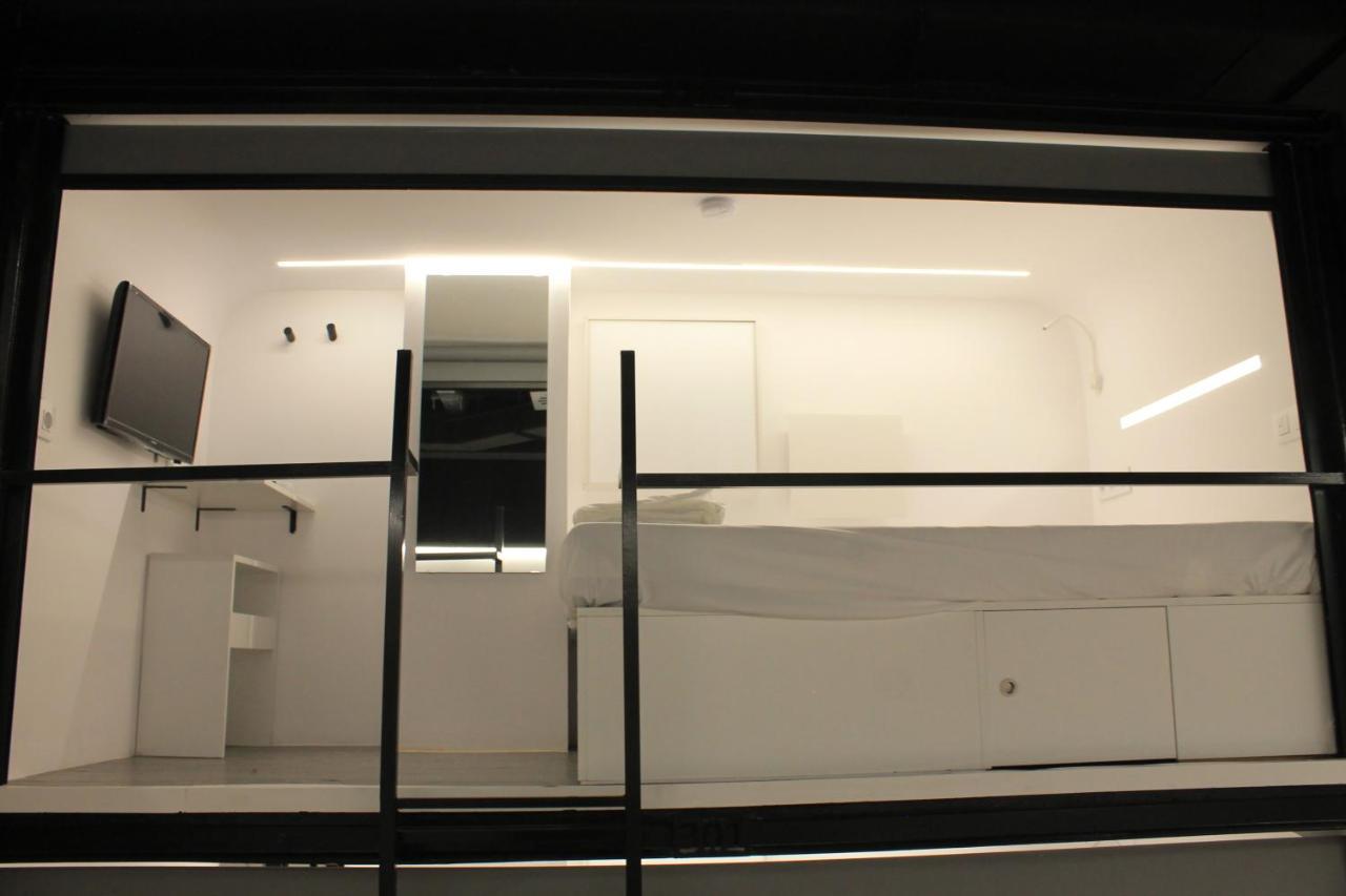M Pods Malaga Hotel ภายนอก รูปภาพ