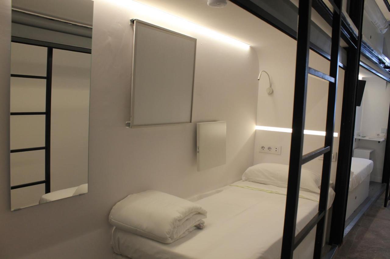 M Pods Malaga Hotel ภายนอก รูปภาพ