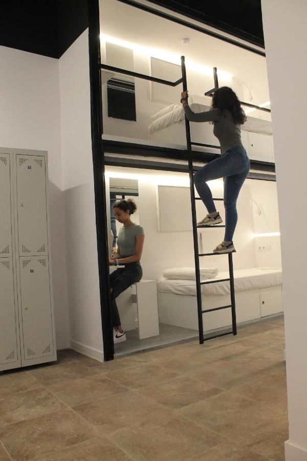 M Pods Malaga Hotel ภายนอก รูปภาพ