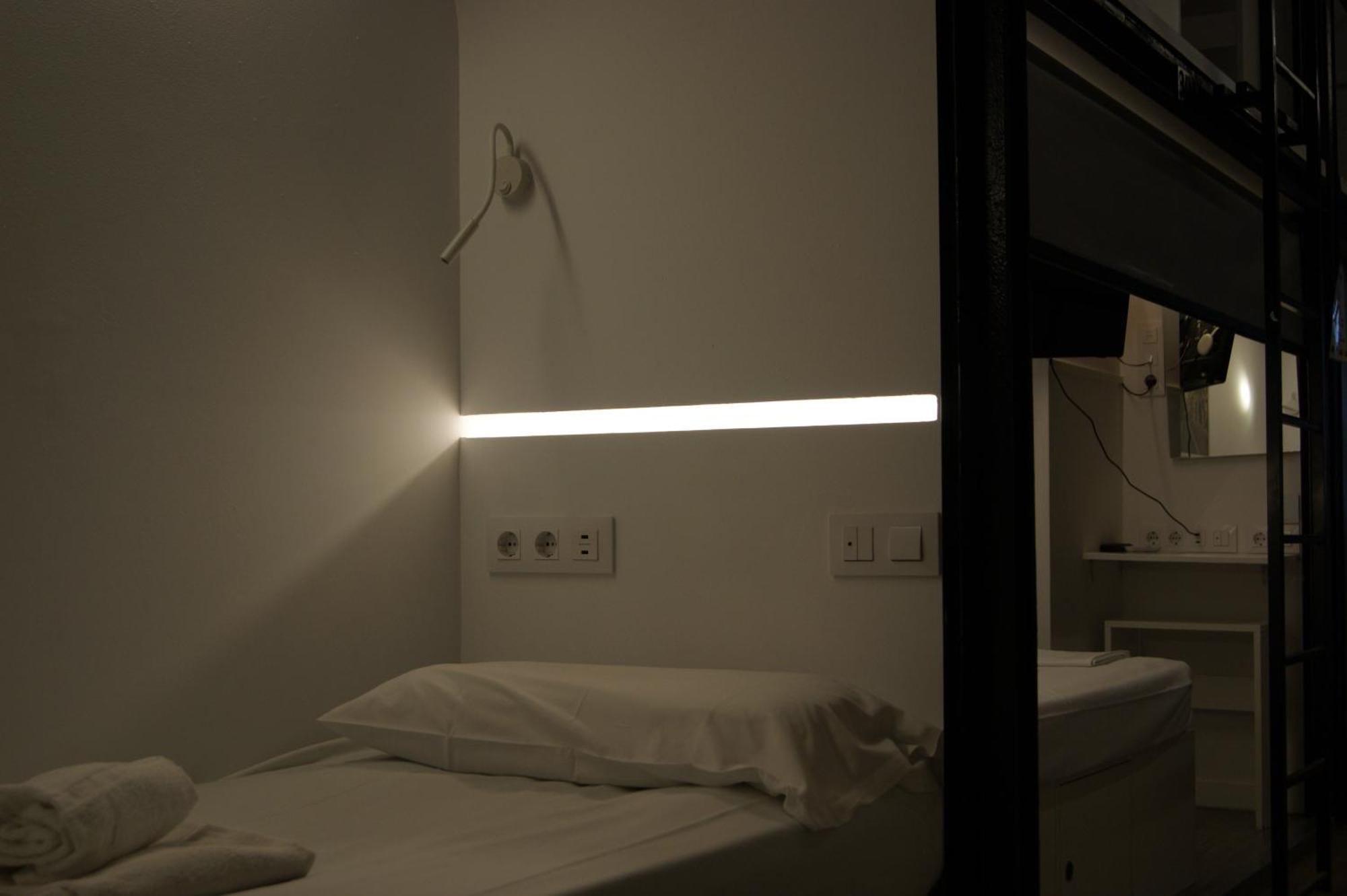 M Pods Malaga Hotel ภายนอก รูปภาพ