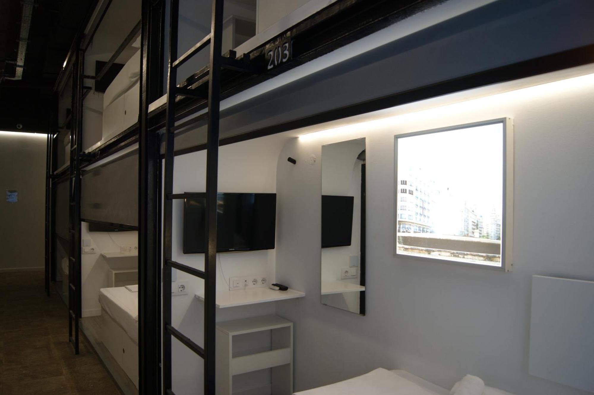 M Pods Malaga Hotel ภายนอก รูปภาพ