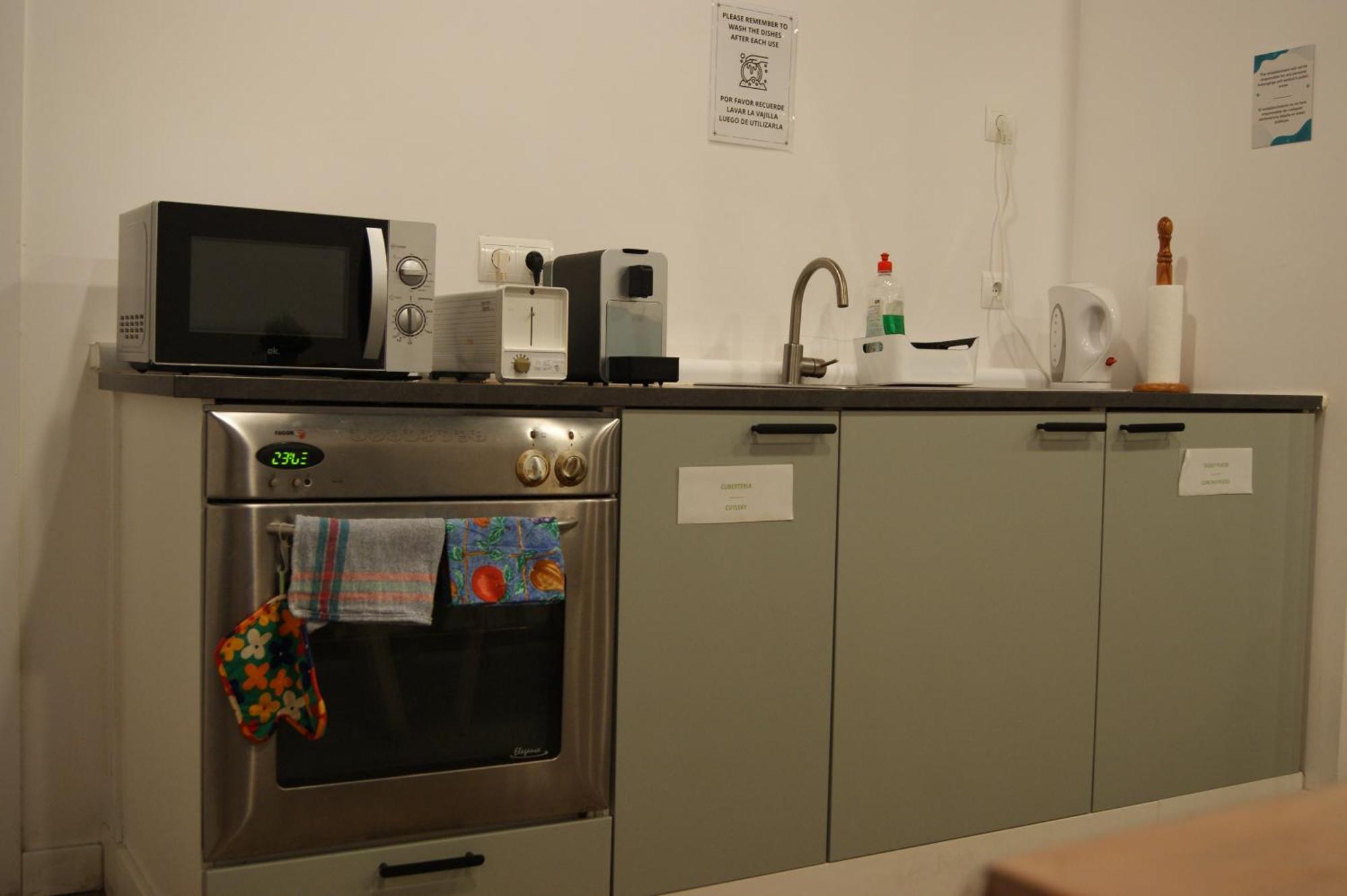 M Pods Malaga Hotel ภายนอก รูปภาพ